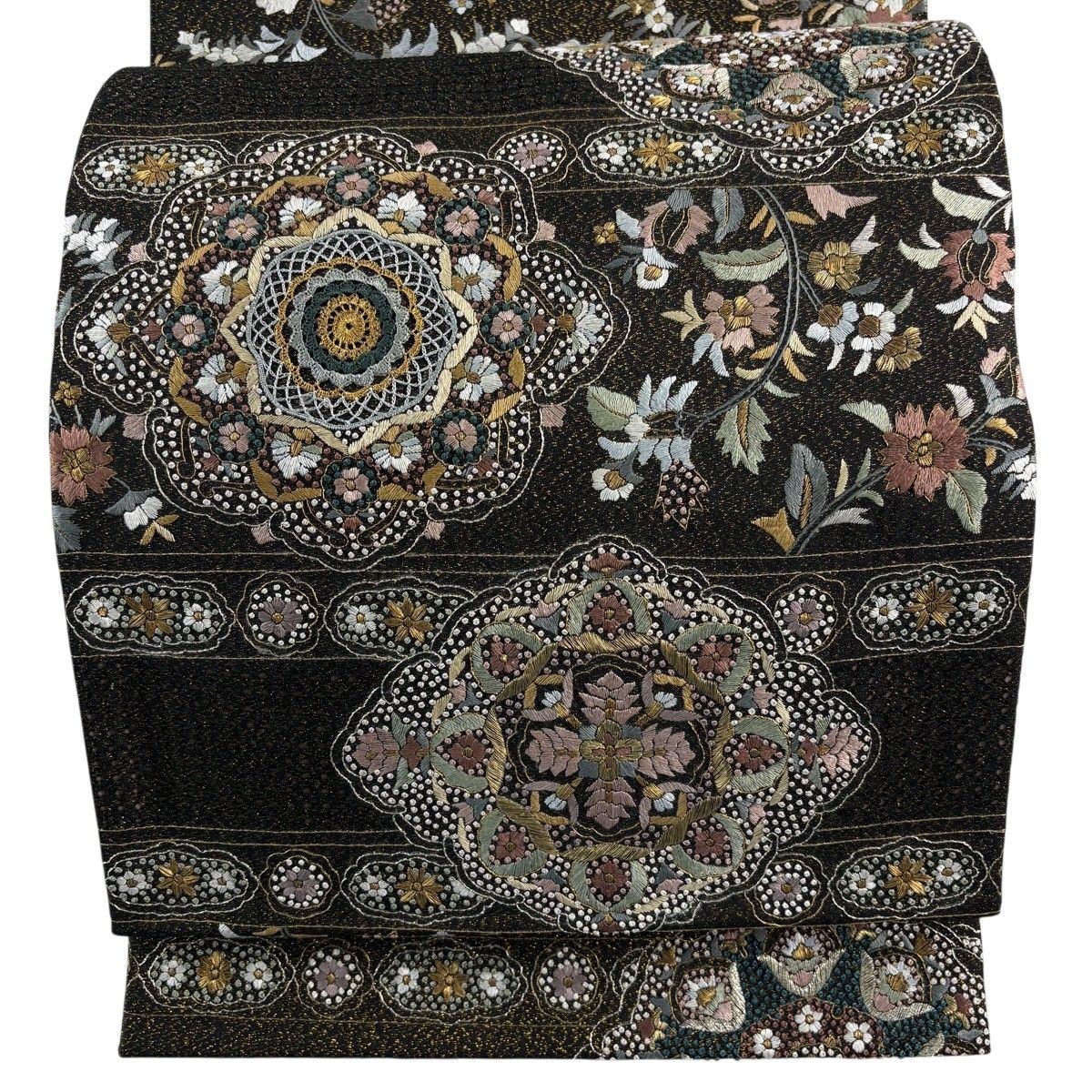 【美品】 袋帯 逸品 華文 草花 相良刺繍 金銀糸 黒 六通 正絹 【中古】