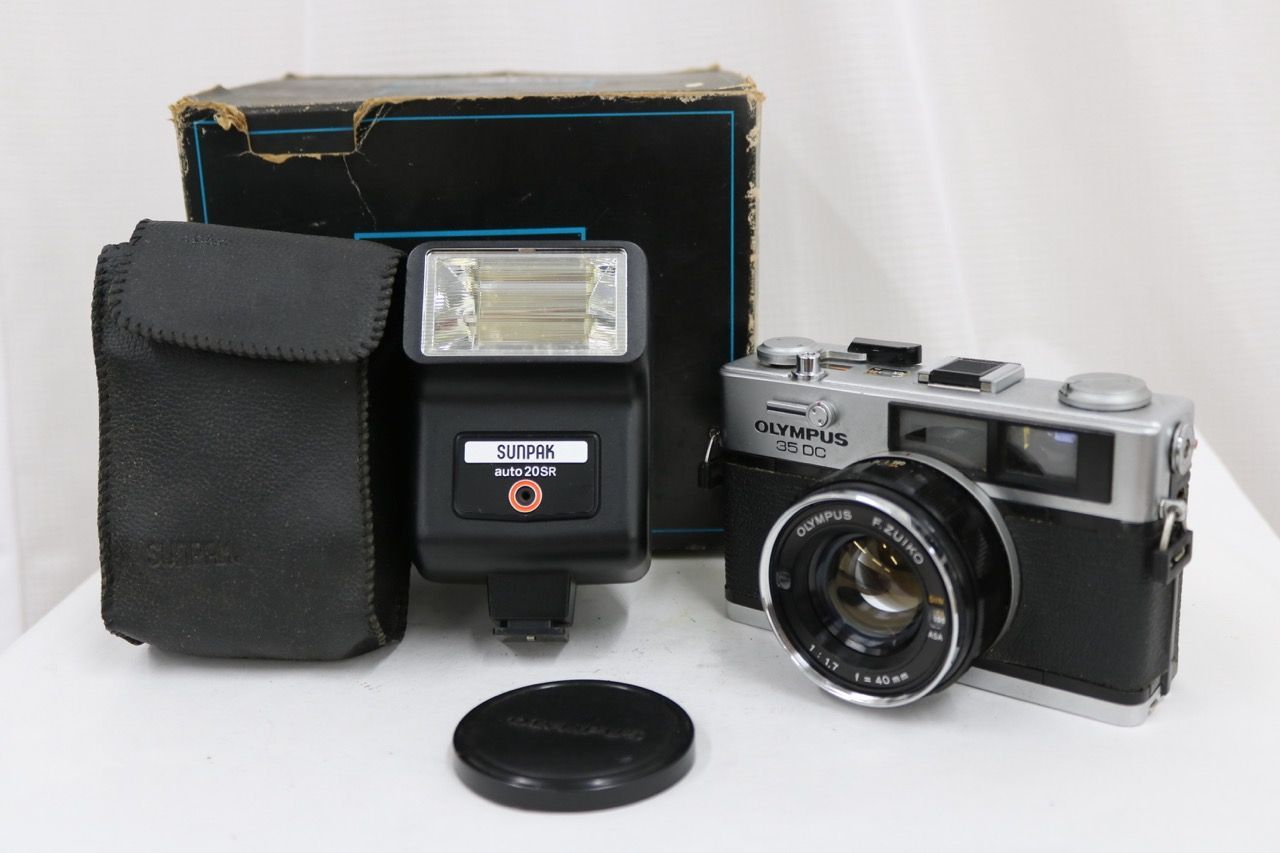 【返品保証】 【元箱付き】オリンパス Olympus 35DC F.ZUIKO 40mm F1.7 SUNPAK auto20SR 付き カメラ e13940