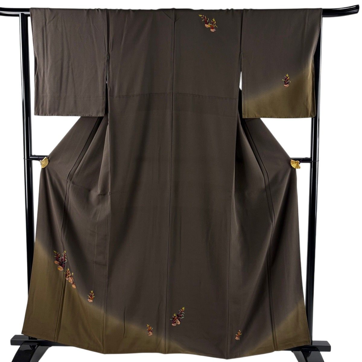 【美品】 付下げ 身丈161cm 裄丈64.5cm M 袷 筍 ぼかし 焦茶色 正絹 秀品 【中古】
