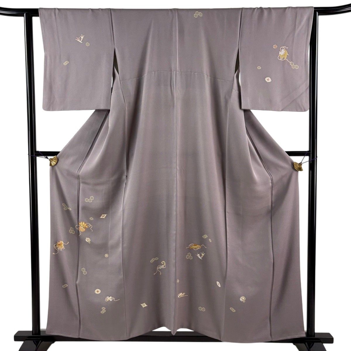【美品】 訪問着 身丈156cm 裄丈63.5cm S 袷 千總 落款 宝尽くし 金糸 薄紫 正絹 逸品 【中古】 63,690円