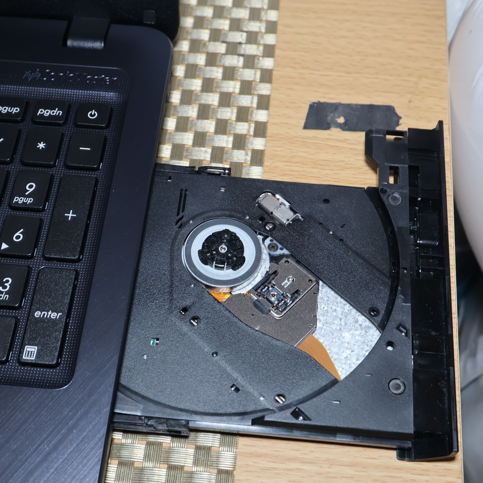 美品】Win11対応 ASUSノート 2021年製 SSD搭載 - メルカリ