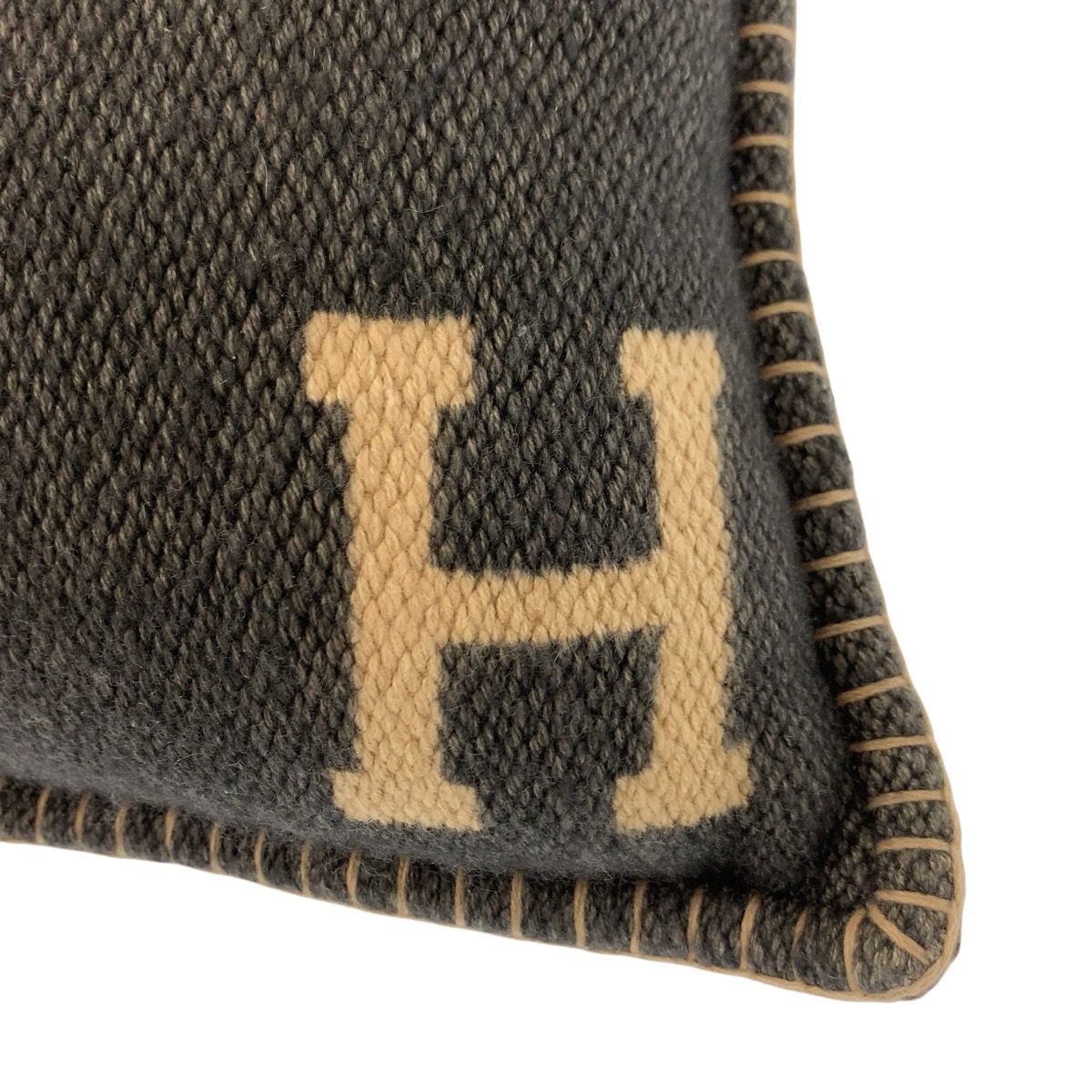 美品 HERMES エルメス Hピタゴラス グレー ワインレッド カシミヤ