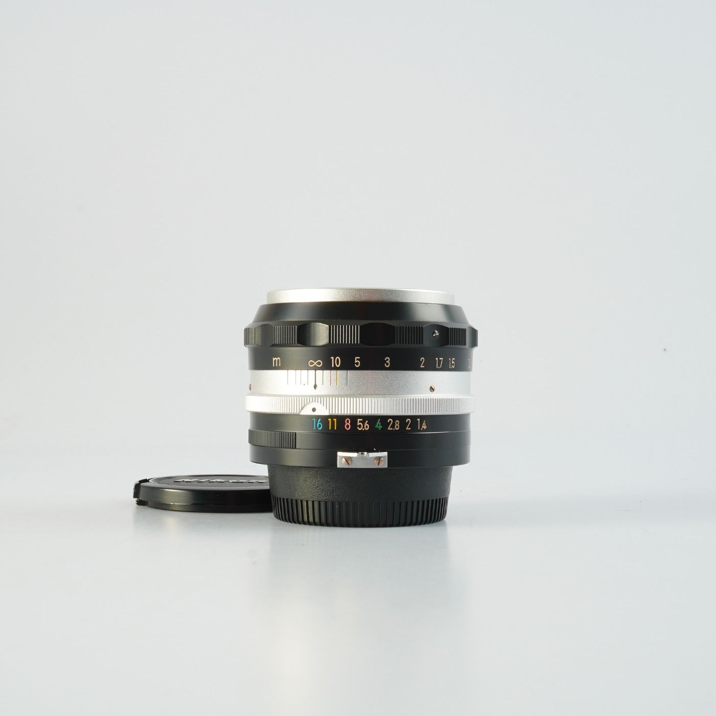 Nikon ニコン 非Ai Nikkor-S Auto 5.8cm 58mm F/1.4 PAT PEND 単焦点レンズ