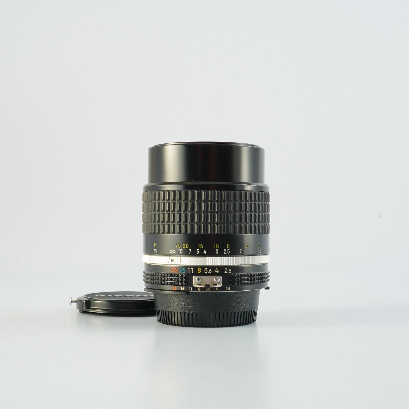 Nikon ニコン Ai-S NIKKOR 105mm F/2.5 単焦点レンズ