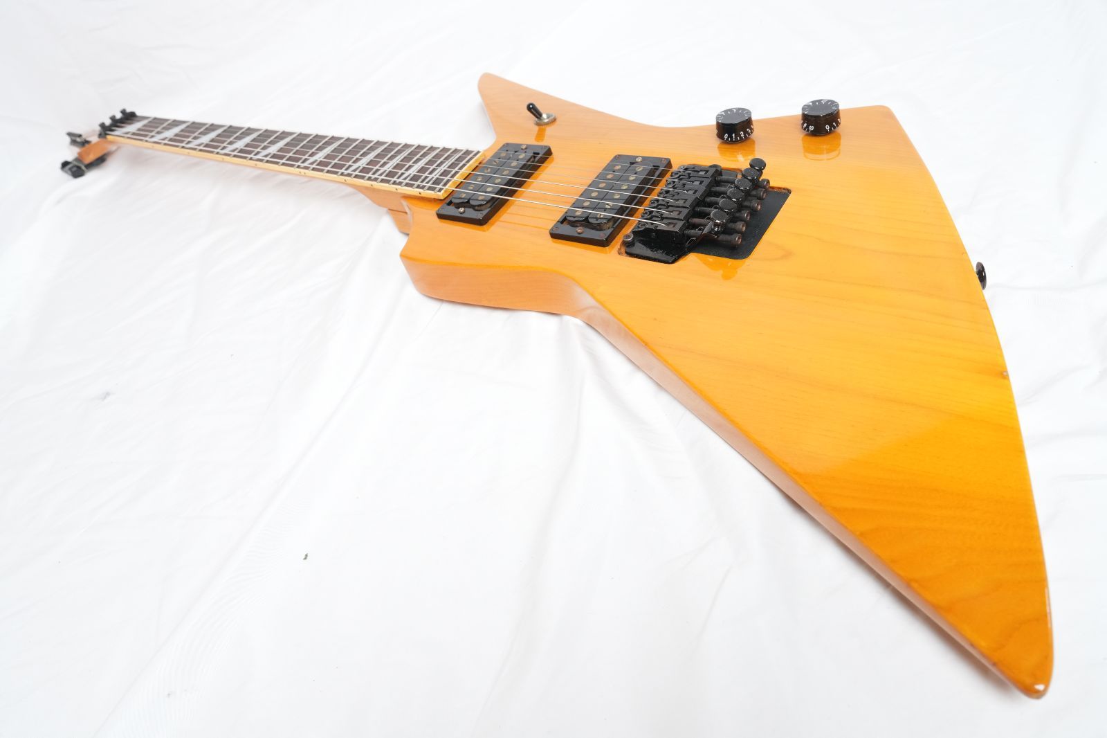 ☆Aria Pro II ZZ Series エクスプローラーシェイプ 80年代 日本製