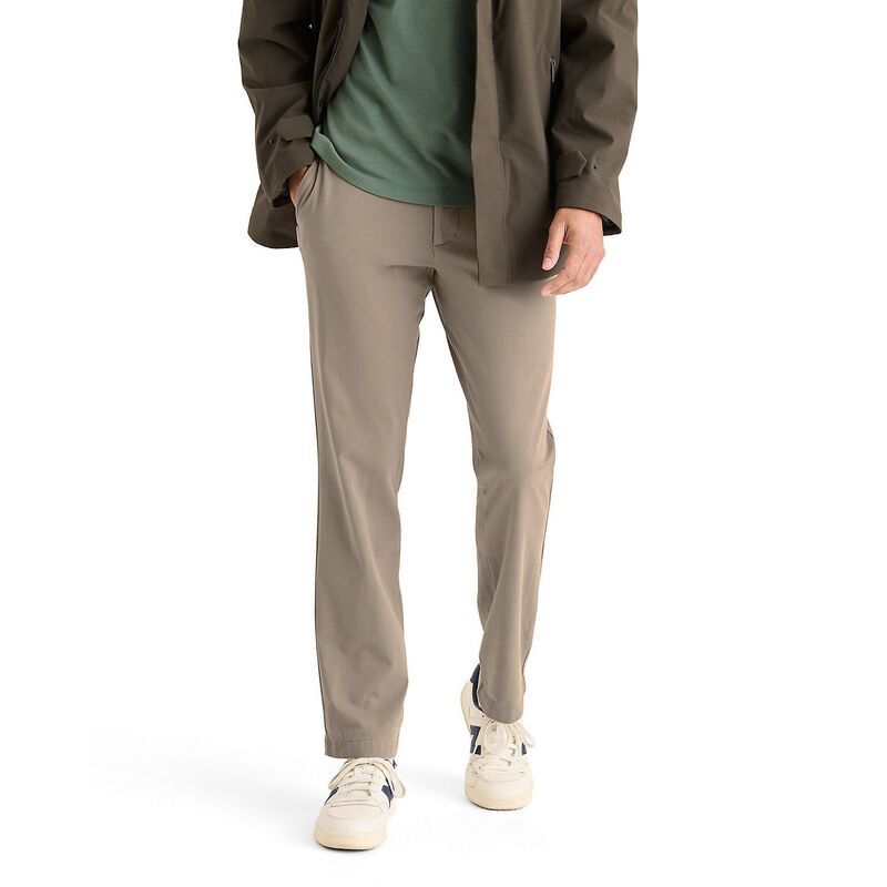 ドッカーズ メンズ ボトムス カジュアルパンツ スリムフィット Men s Dockers Go Activeflex Chino Slim Fit Pants Timber Wolf