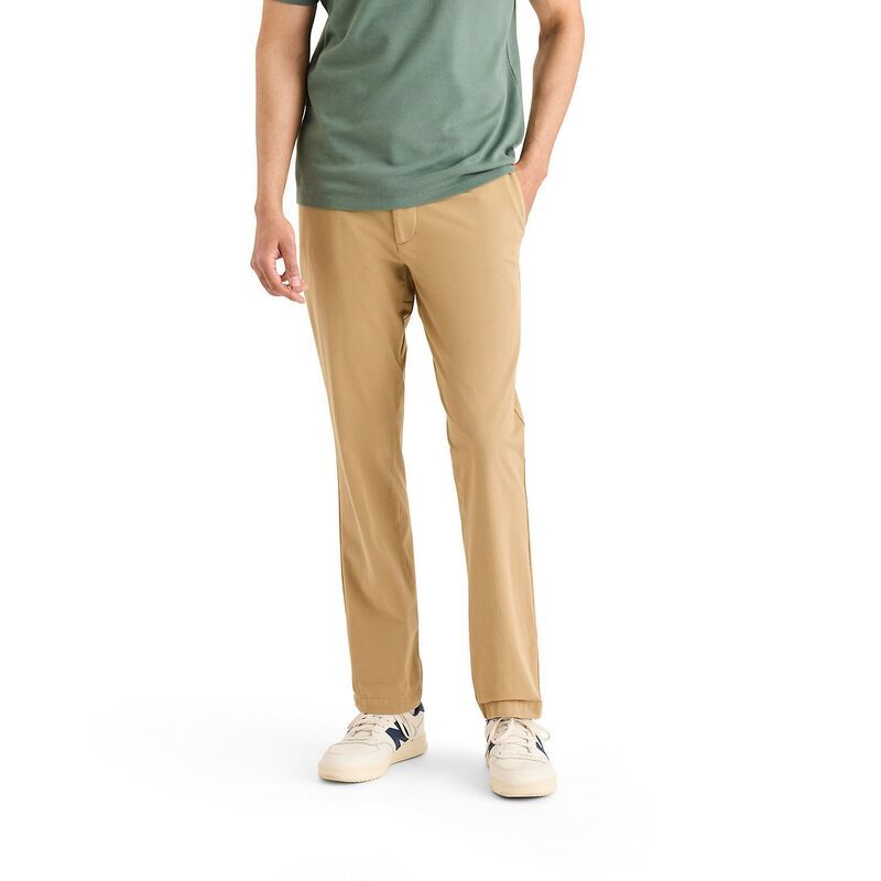 ドッカーズ メンズ ボトムス カジュアルパンツ スリムフィット Men s Dockers Go Activeflex Chino Slim Fit Pants Harvest Gold ゴールド