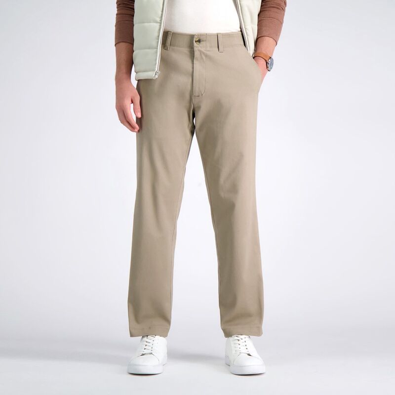 ハガー メンズ ボトムス カジュアルパンツ Mens Haggar Life Khaki StraightFit Comfort Chino FlatFront Pants Med Khaki カーキ