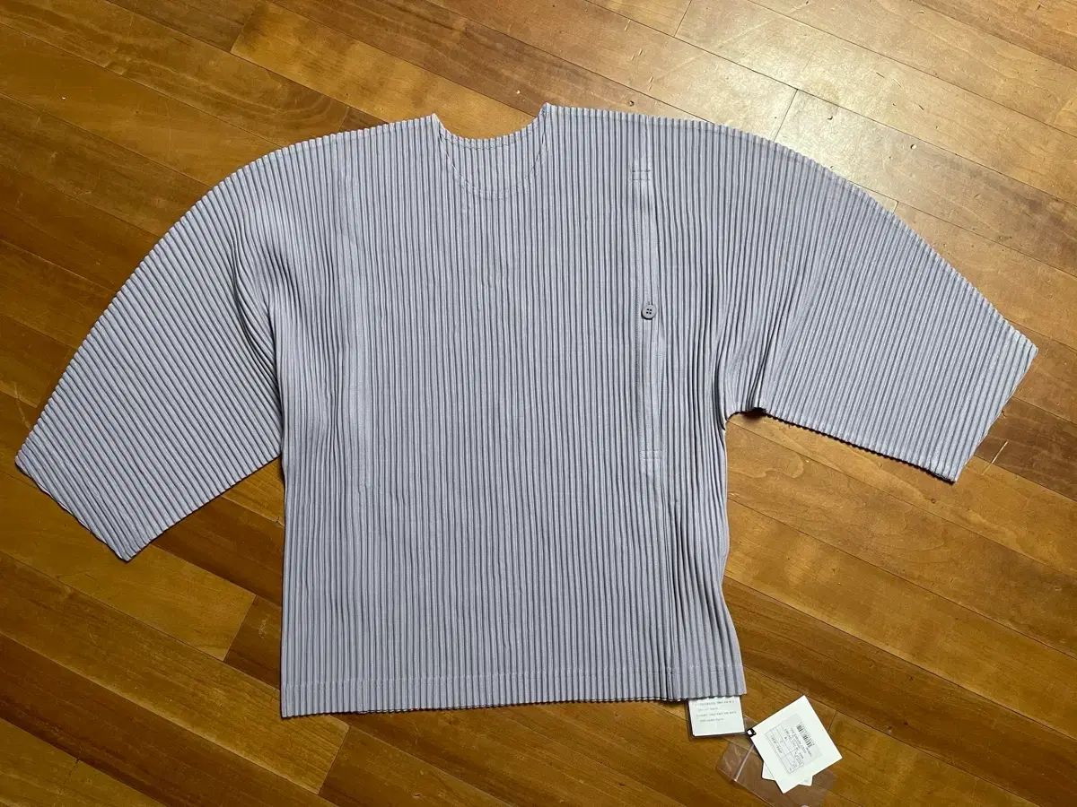 オムプリッセ オーバ Tシャツ ラベンダー