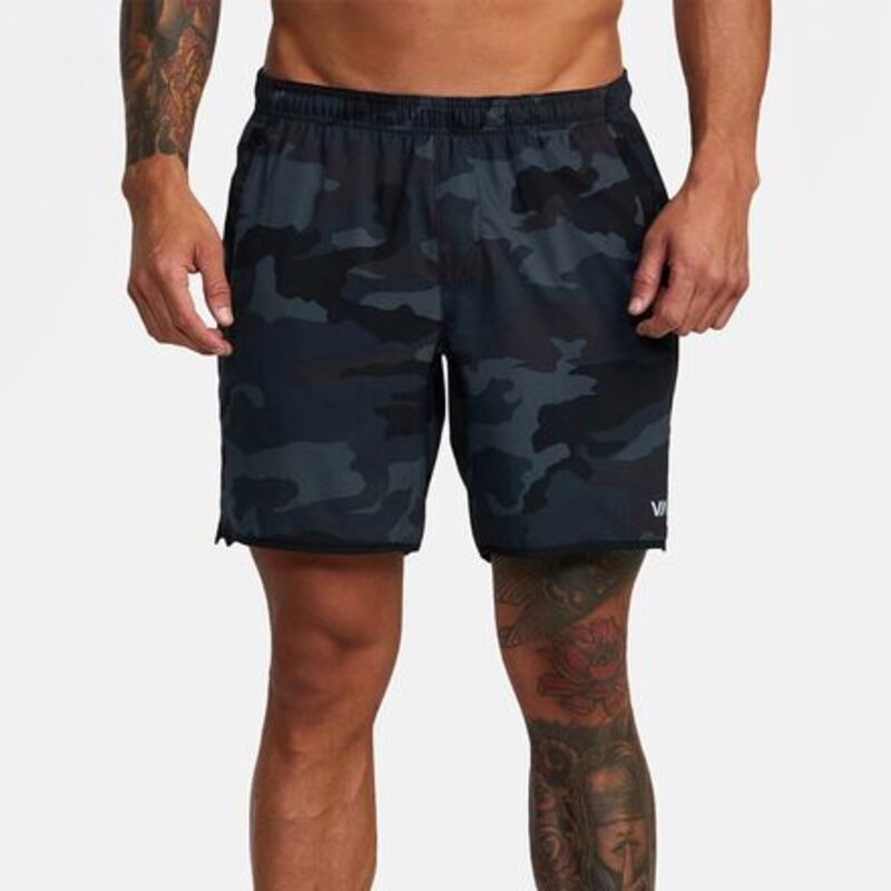ルーカ メンズ ボトムス カジュアルパンツ RVCA Yogger Stretch Short Mens Camouflage