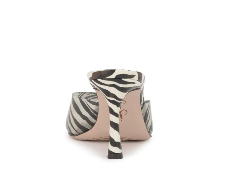 ジェシカシンプソン レディース シューズ サンダル Jessica SimpsonCennet Sandal Off WhiteBlack Zebra Print オフホワイト