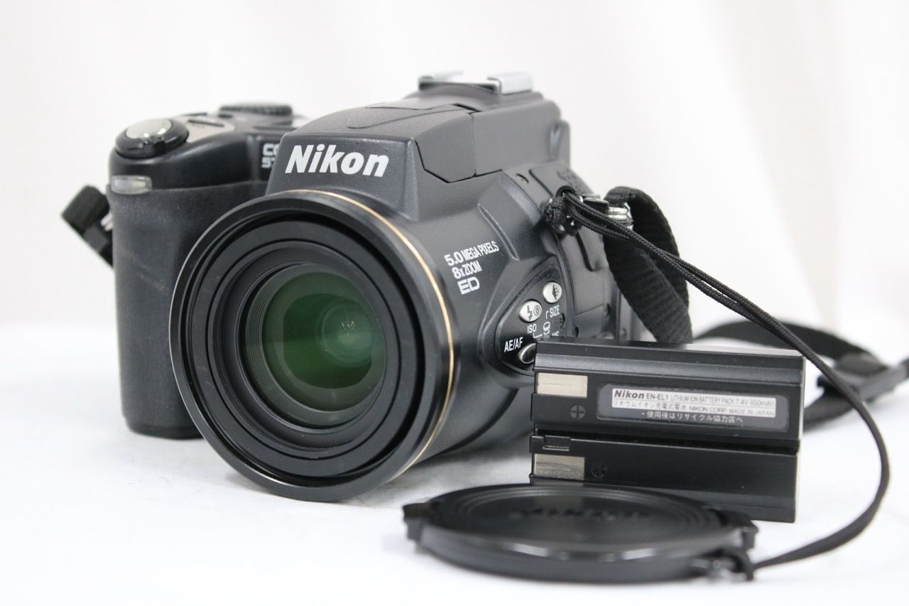 【返品保証】 ニコン Nikon COOLPIX 5700 8x ブラック バッテリー付き コンパクトデジタルカメラ e14173