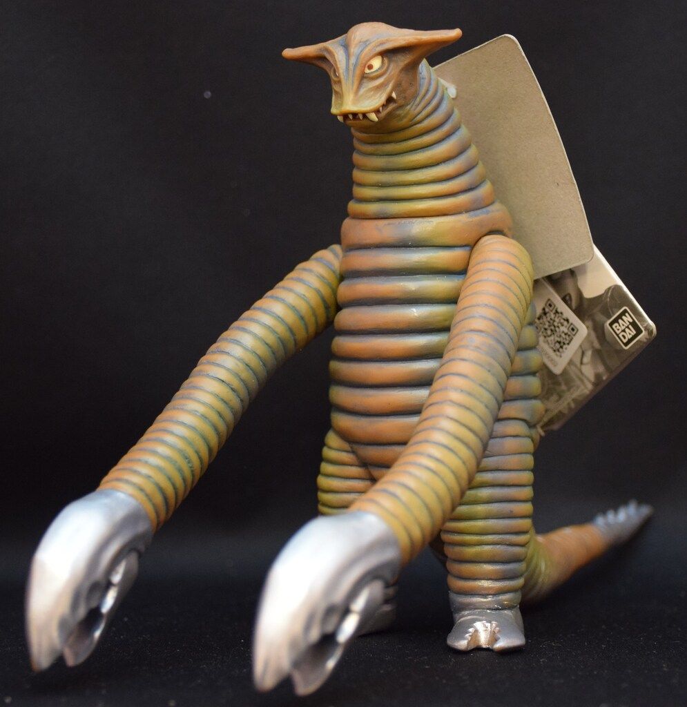バンダイ メビウス ウルトラ怪獣シリーズ2006 岩石怪獣サドラ重層ベロウズピンチ