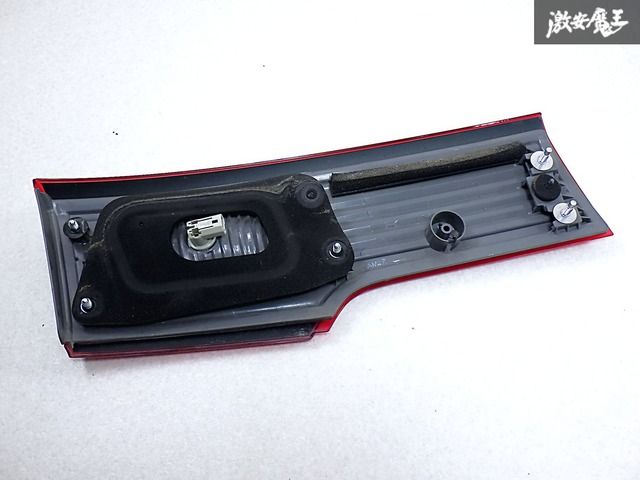 割れ無し】日産 純正 E52 エルグランド 前期 ハロゲン テールライト