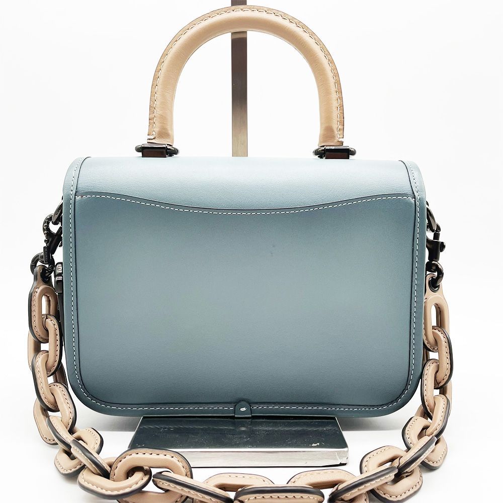 チェーン ブルー（青）系 Coach(コーチ) ショルダーバッグ・ポシェット 
