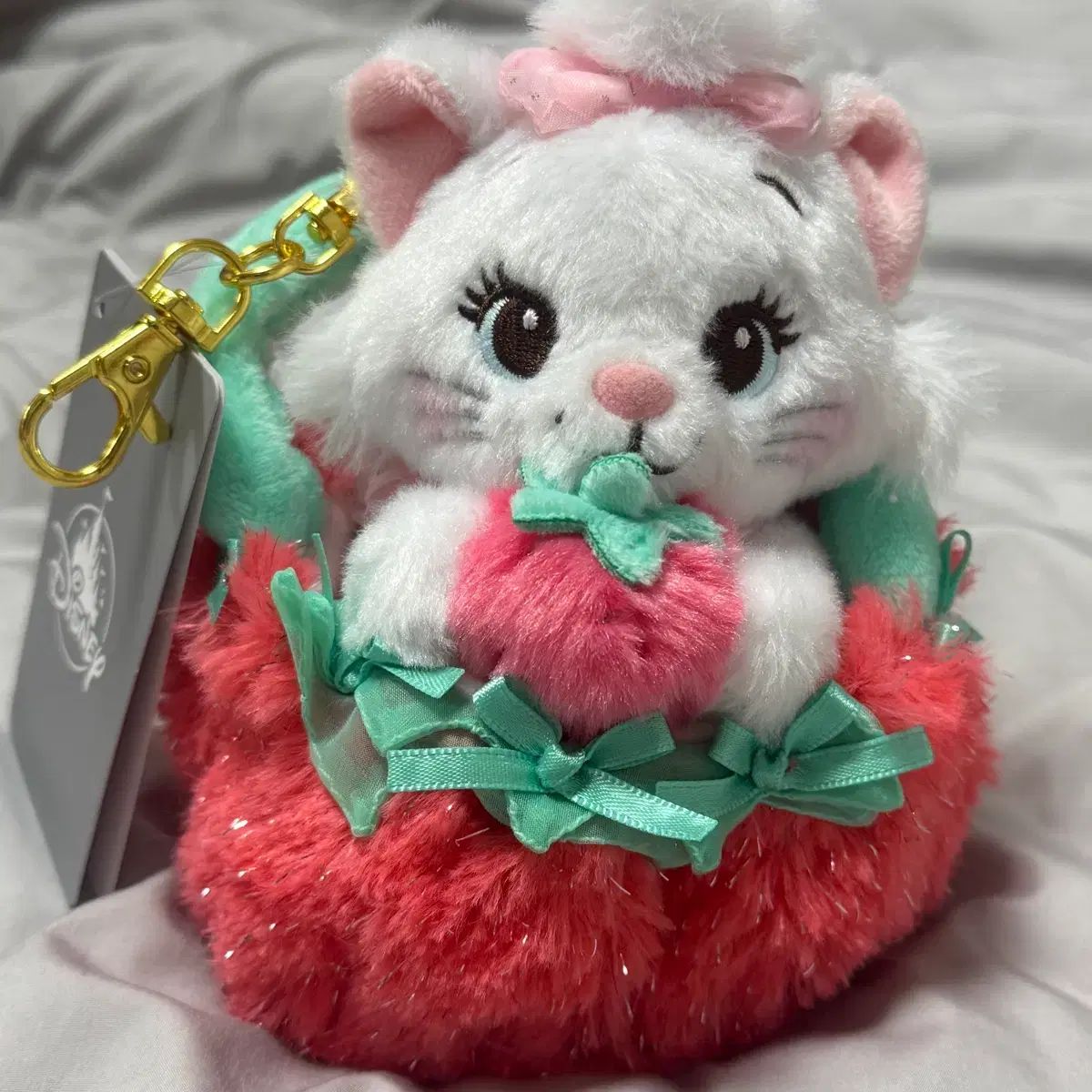 ディズニー マリ いちごバスケット ぬいぐるみ キーホルダー キーチェーン