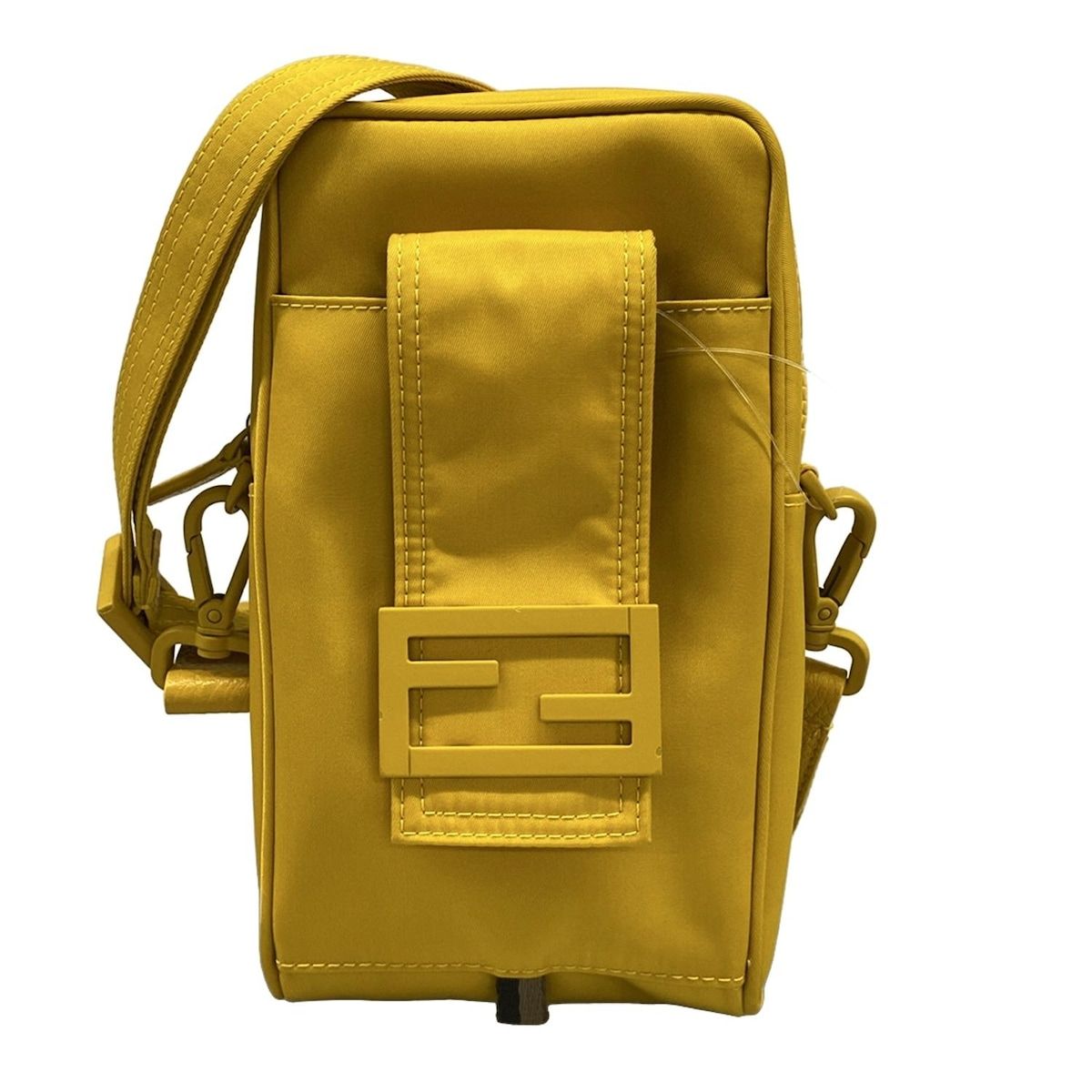 FENDI(フェンディ) ショルダーバッグ - 7AS056 イエロー ミニバッグ/スマホポシェット