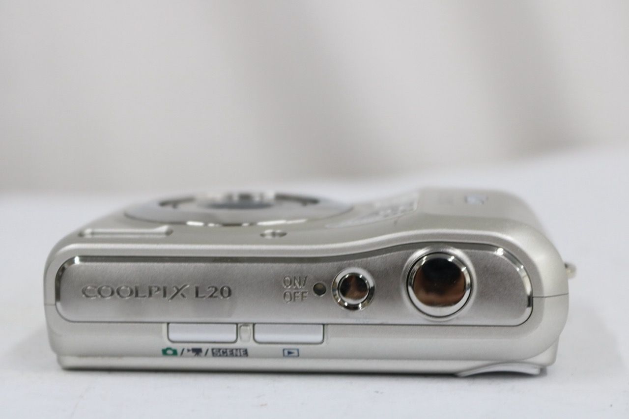 返品保証】 【便利な単三電池で使用可】ニコン Nikon COOLPIX L20 
