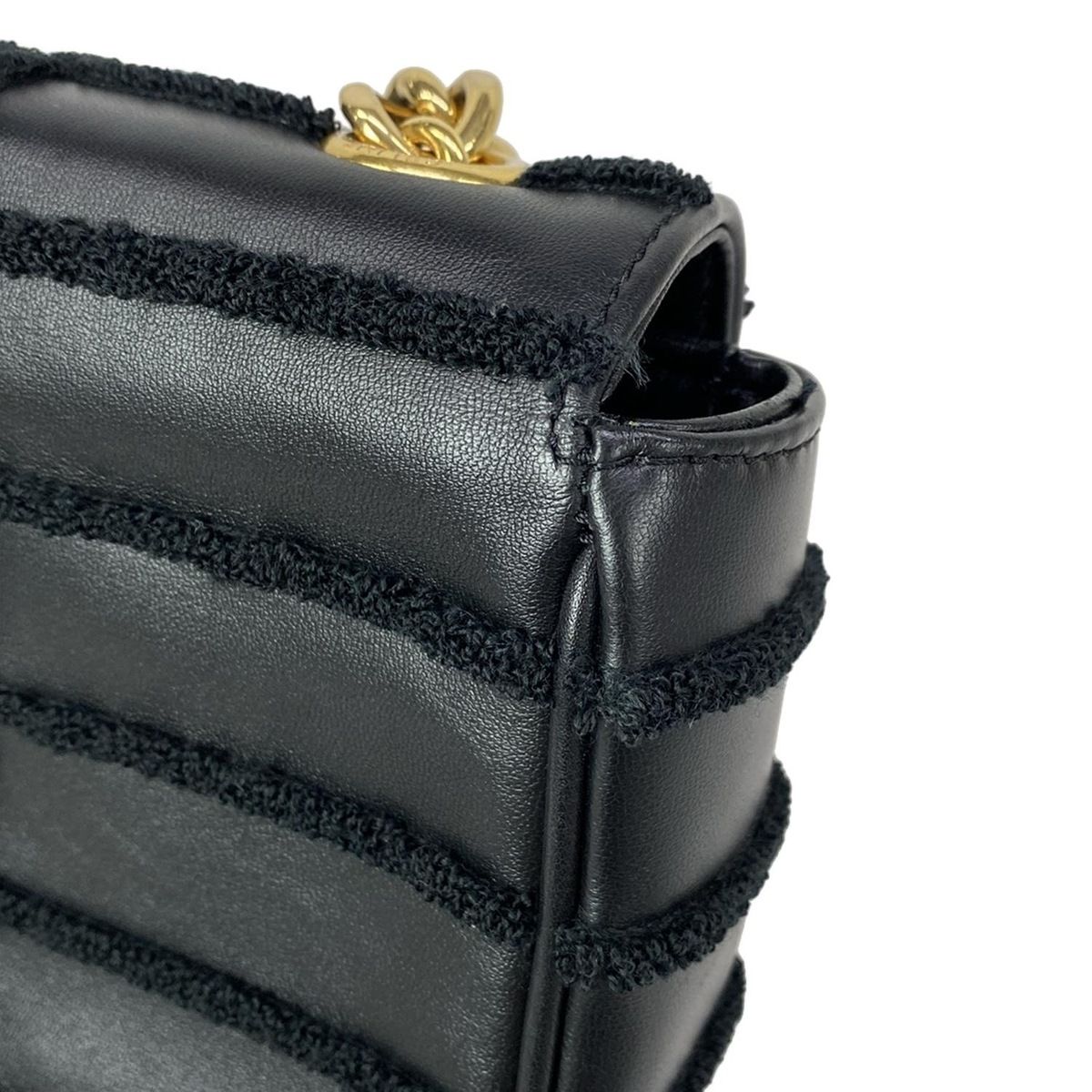 CELINE(セリーヌ) ショルダーバッグ マトラッセ モノクローム 黒 チェーンショルダー レザー