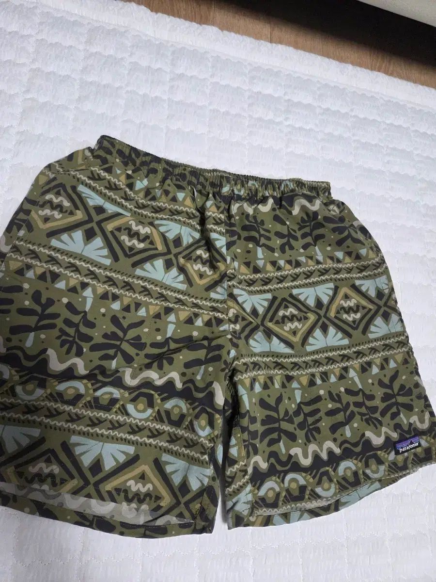 patagonia ハーフパンツ M 正規品