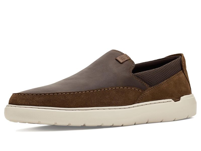 クラークス メンズ シューズ スリッポン・ローファー Clarks Flexwell Step Beeswax Suede
