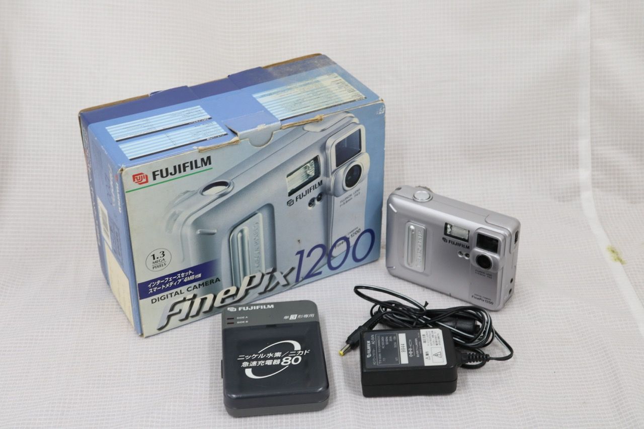 【返品保証】 【元箱付き】フジフィルム Fujifilm FinePix1200 1.3x 付属品多数 コンパクトデジタルカメラ e14337 10,920円