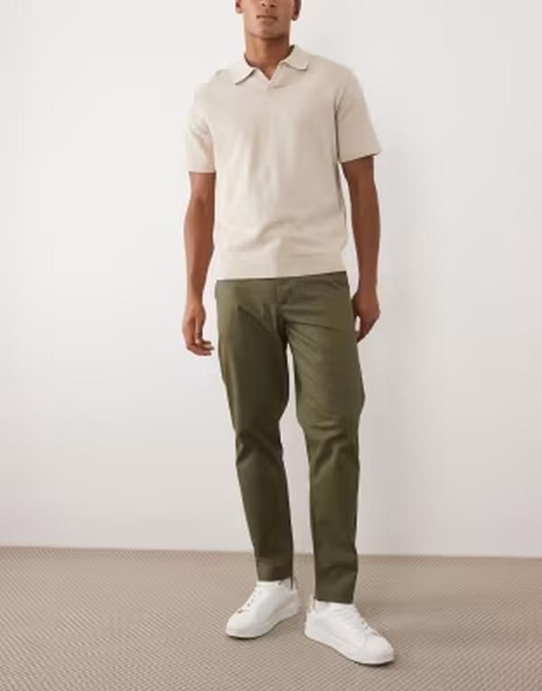 エイソス メンズ ボトムス カジュアルパンツ テーパードフィット ASOS DESIGN tapered fit chinos Khaki カーキ