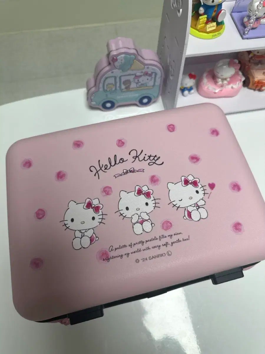ハローキティ ミニキャリーケース