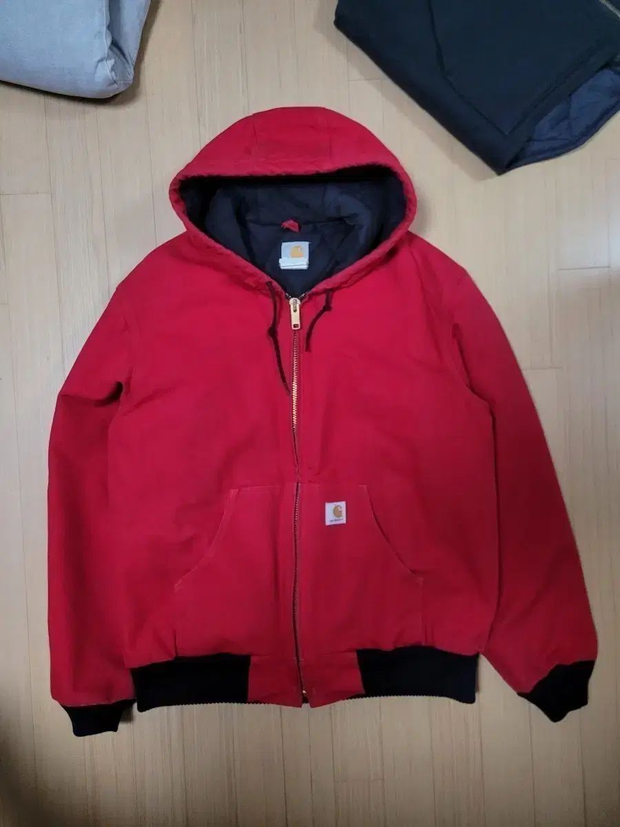 カーハート ダック アクティブ j140 red ジャケット
