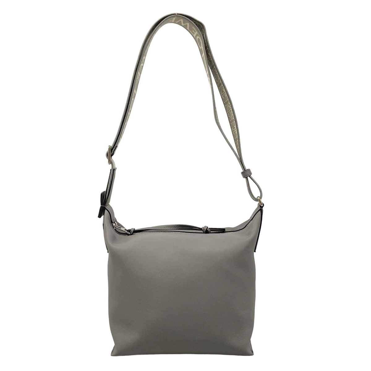 LOEWE(ロエベ) ショルダーバッグ美品 キュービィ クロスボディバッグ スモール グレー