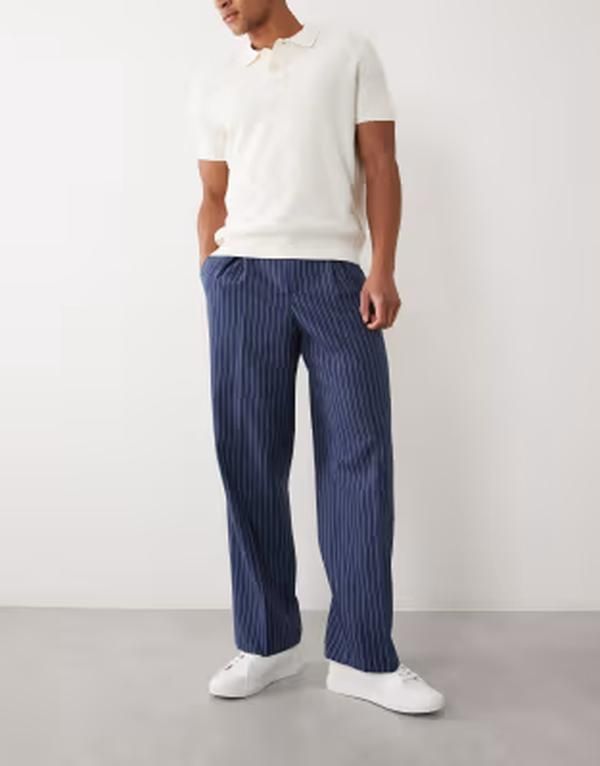 エイソス メンズ ボトムス カジュアルパンツ ワイドレッグ プリーツ リネン ASOS DESIGN linen smart pleated wide leg pants pinstripe NAVY
