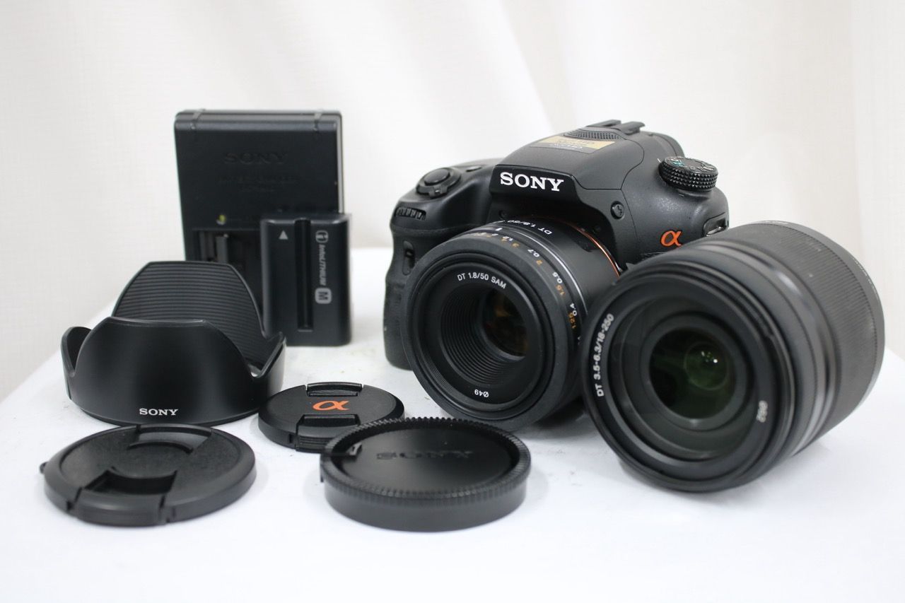 【返品保証】 ソニー Sony a SLT-A57 DT 50mm F1.8 DT 18-250mm F3.5-6.3 バッテリー チャージャー付き e14599