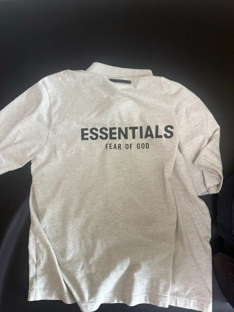 エッセンシャルズ ポロ カラーTシャツ オートミール