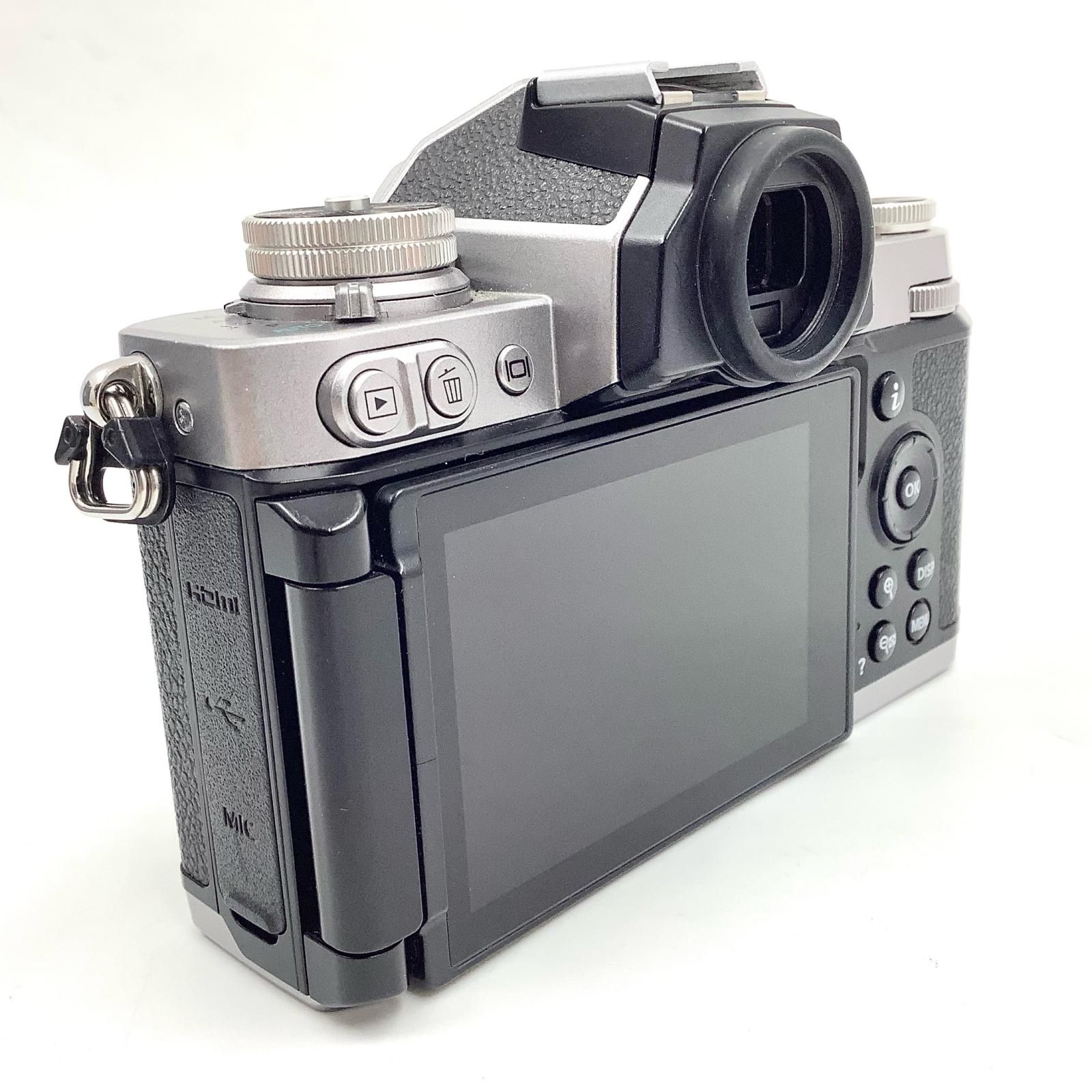 全額返金保証】【最速発送】Nikon デジタル一眼 Z fc ボディ シルバー