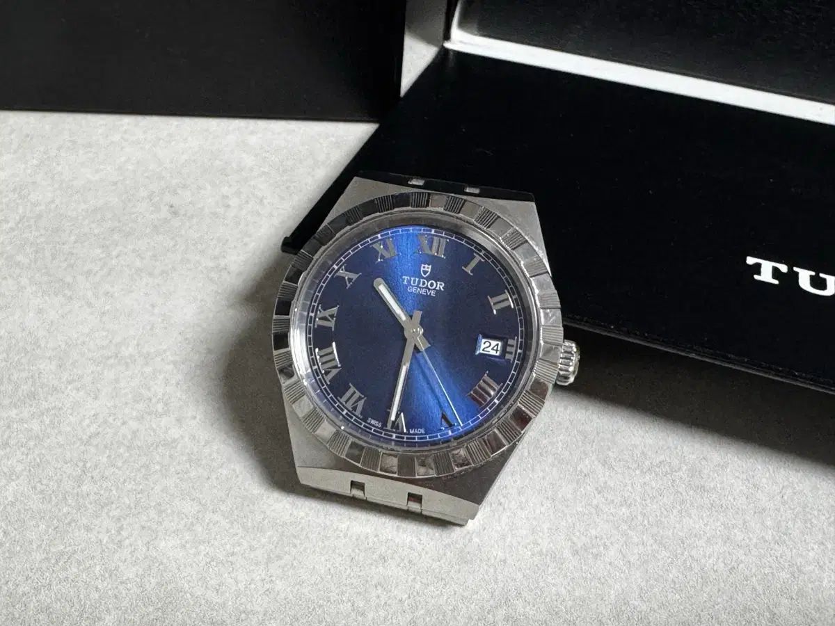 TUDOR チューダー ロイヤル 38mm時計