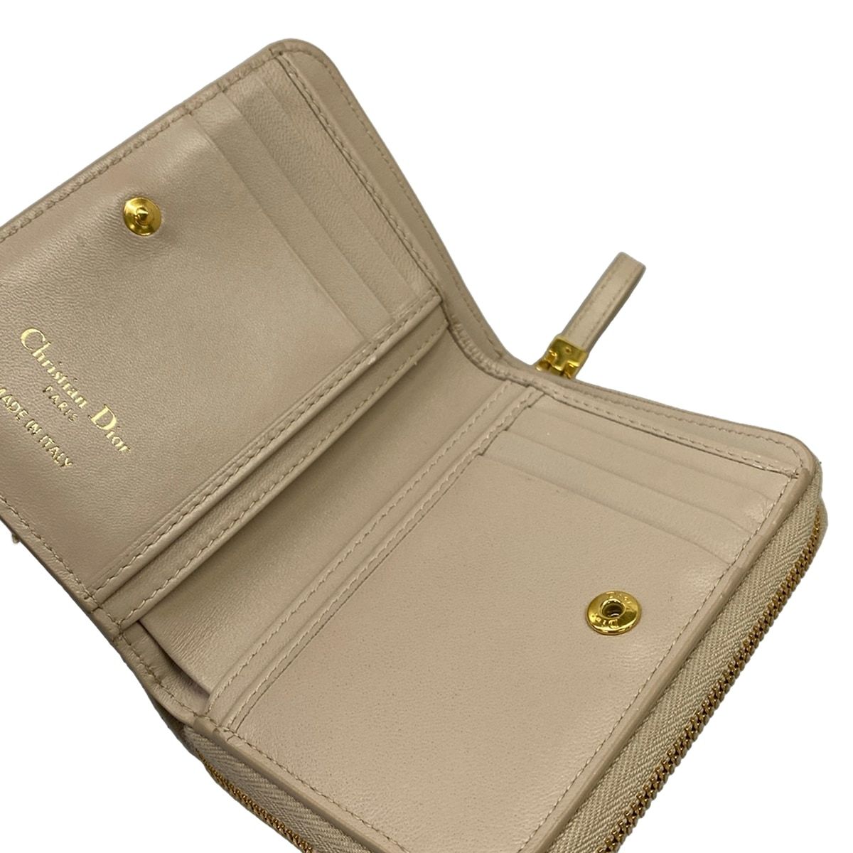 DIOR/ChristianDior(ディオール/クリスチャンディオール) 2つ折り財布 ディオールカロ ベージュ ラウンドファスナー/パール レザー