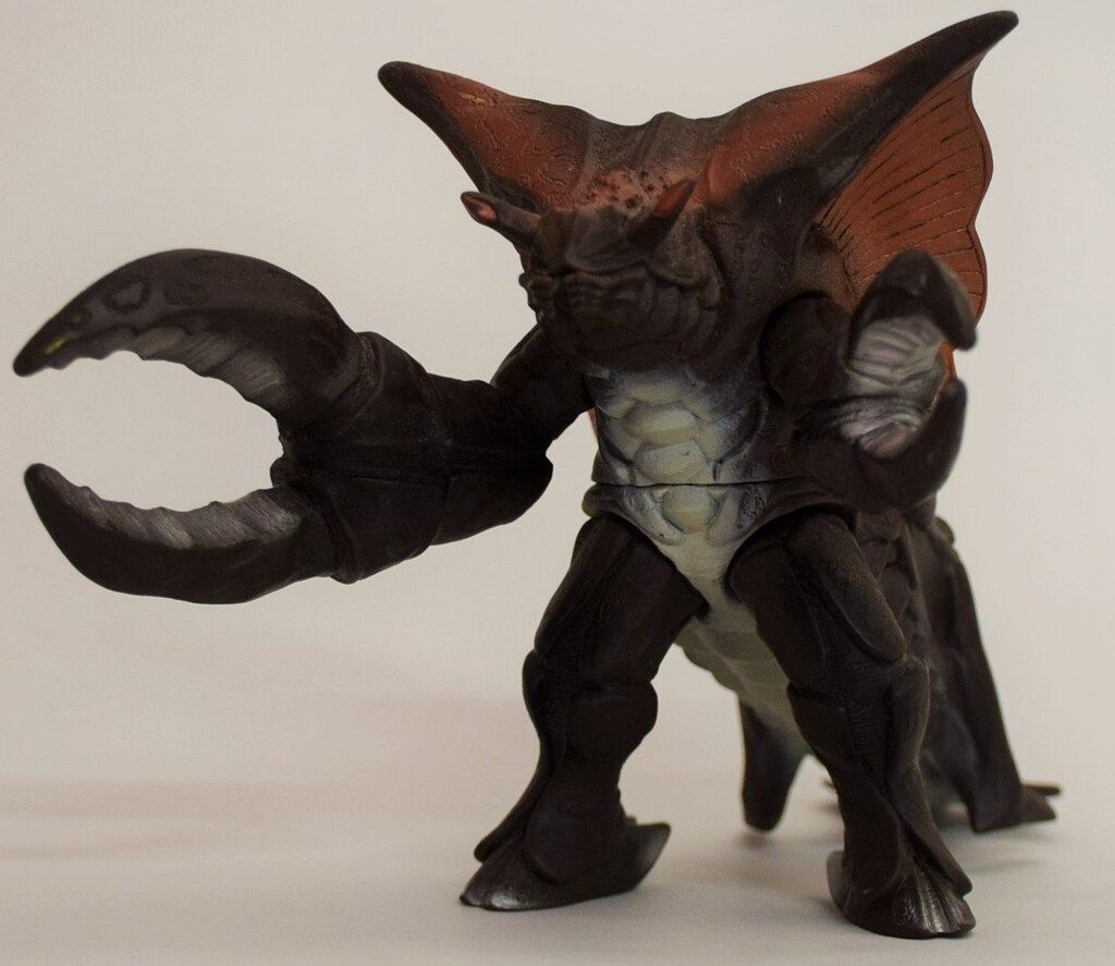 バンダイ ウルトラ怪獣シリーズ レイキュバス 42