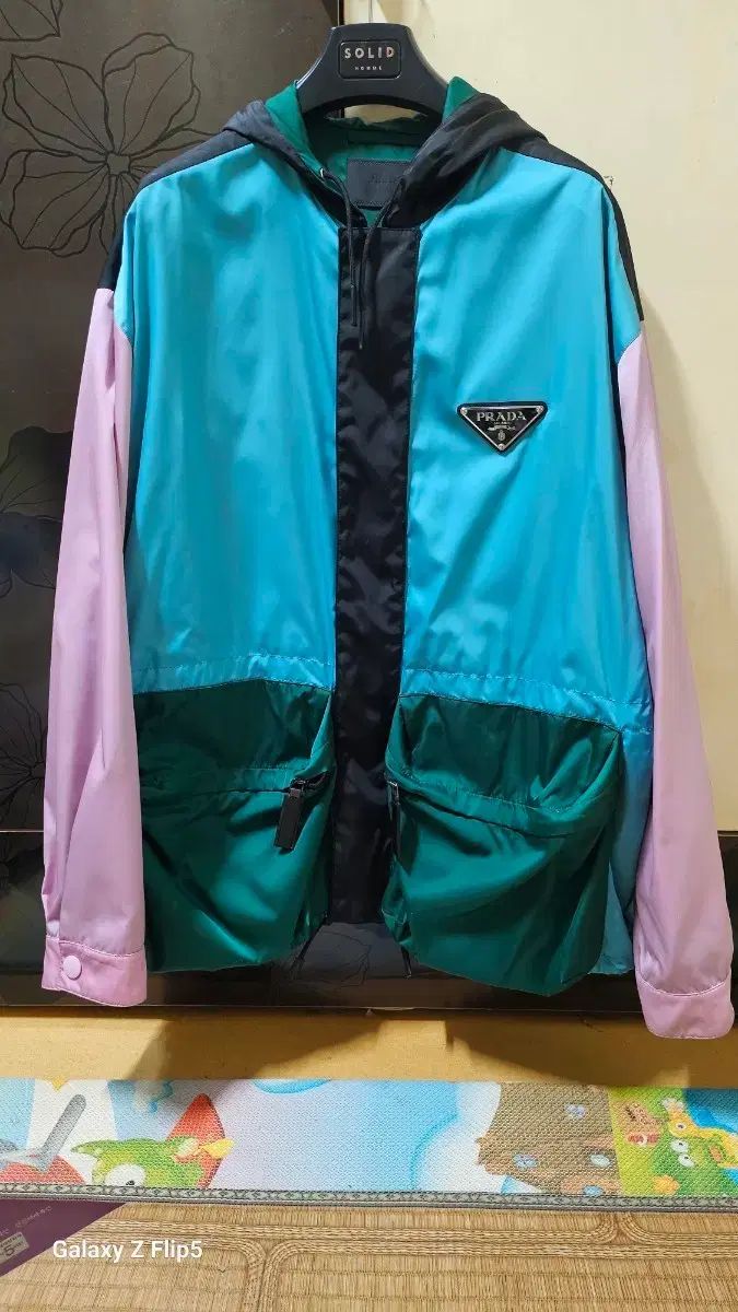 プラダ カラー ブロック ウィンドブレーカー ジャケット
