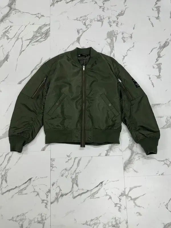 アンダーカバー X GU オリーブグリーン ブルゾン ジャケット