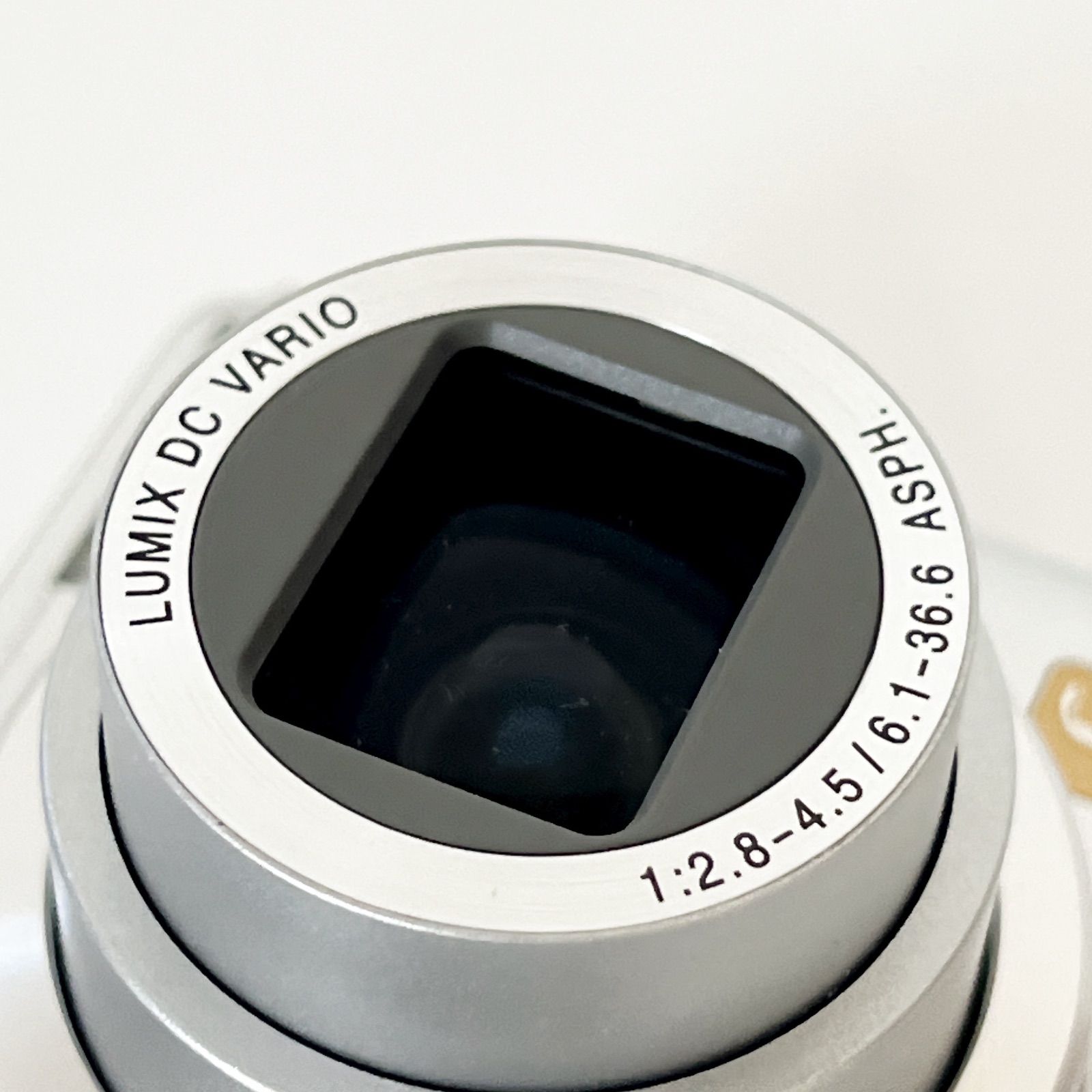 美品/付属品多数】Panasonic LUMIX DMC-LZ5 デジタルカメラ シルバー