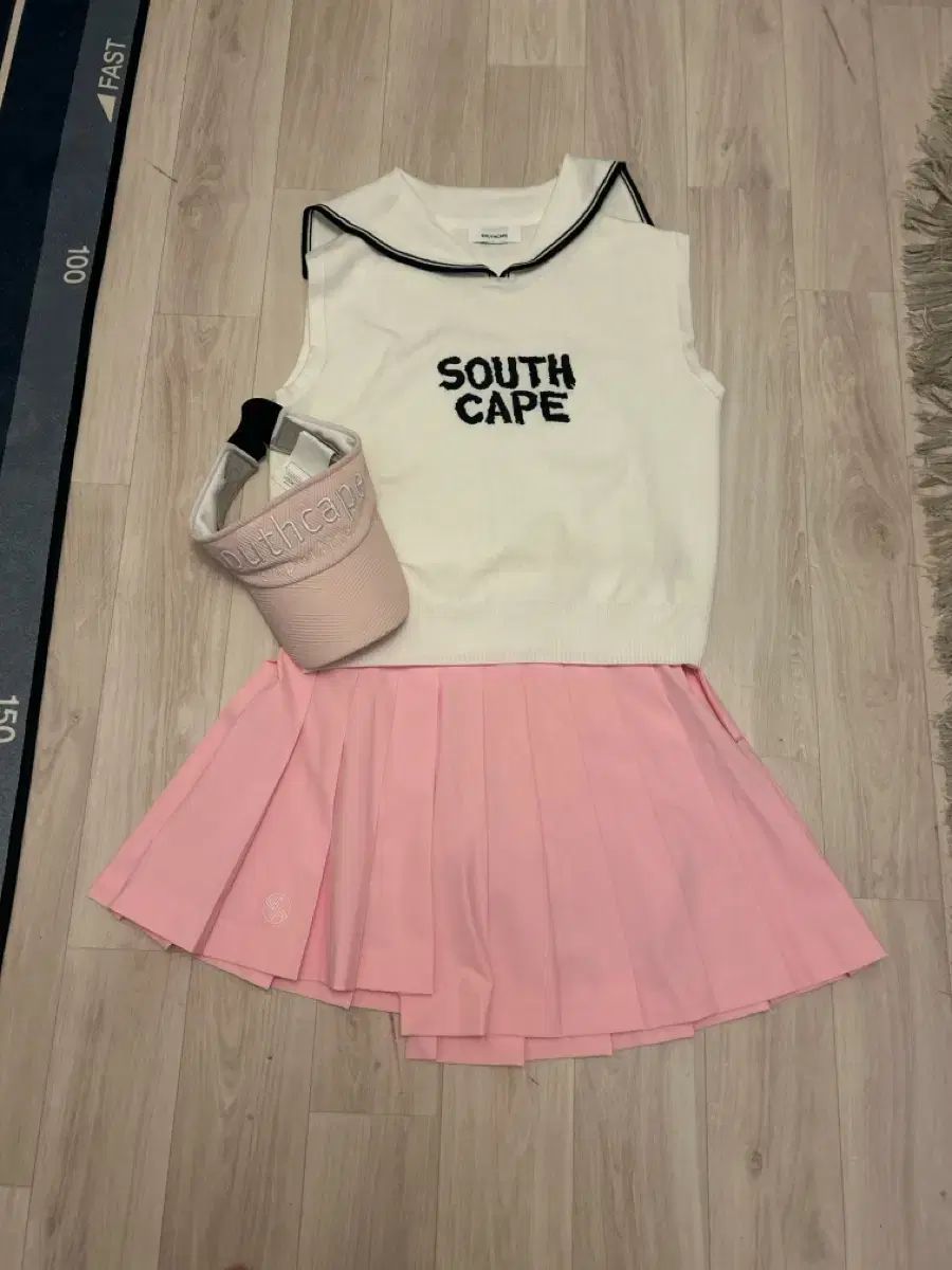 SOUTH CAPE ゴルフウェア ニット ベスト Mサイズ 22,560円