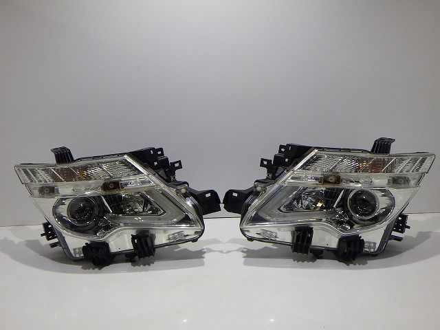 エルグランド ヘッドライト左右 LED E52 TNE52 後期 100-23674 P0