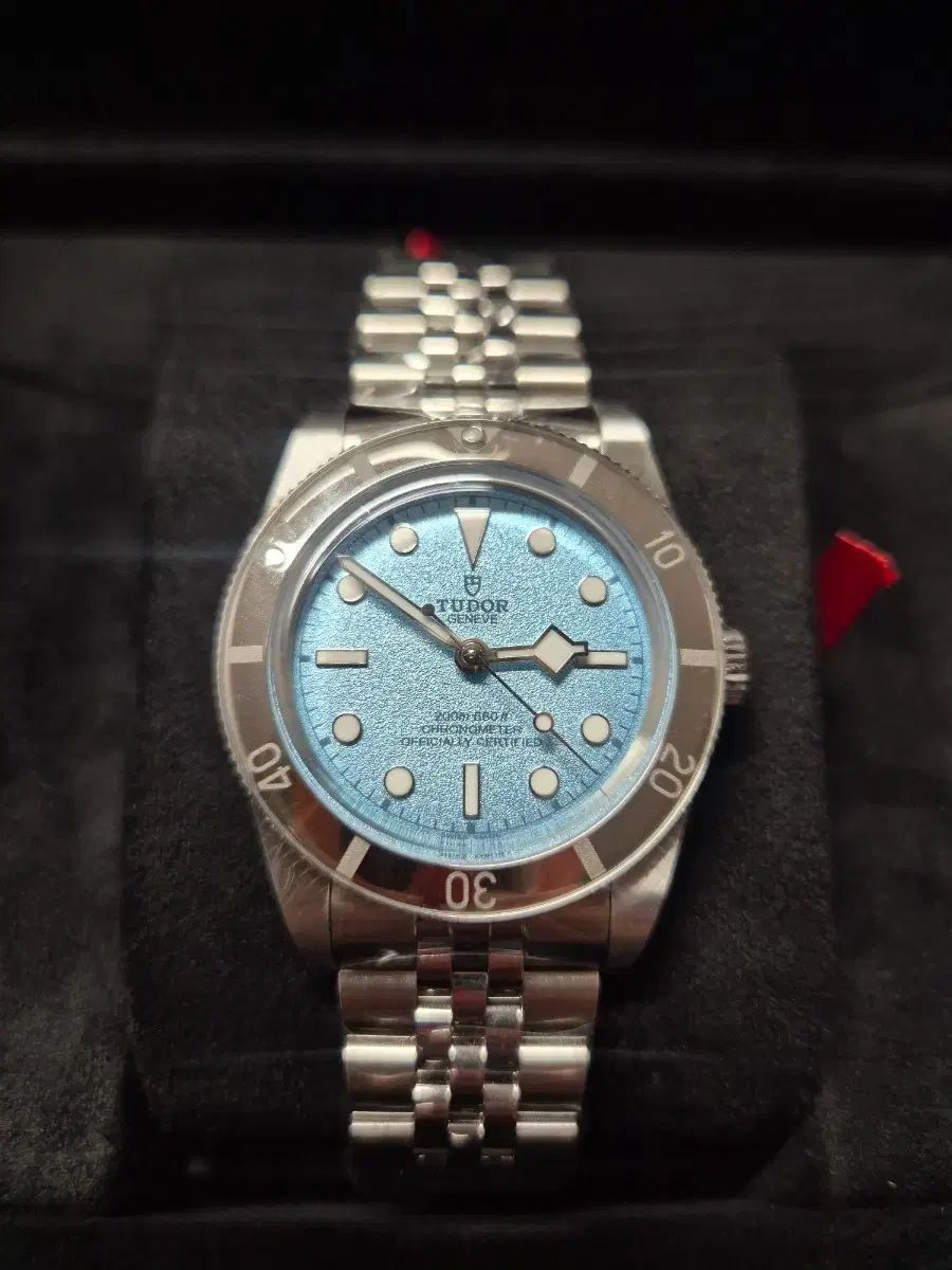 TUDOR チューダー ラグーンブルー 新品 (6月26日)