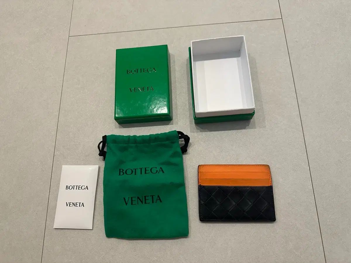 ボッテガヴェネタ正規品 カードウォレット