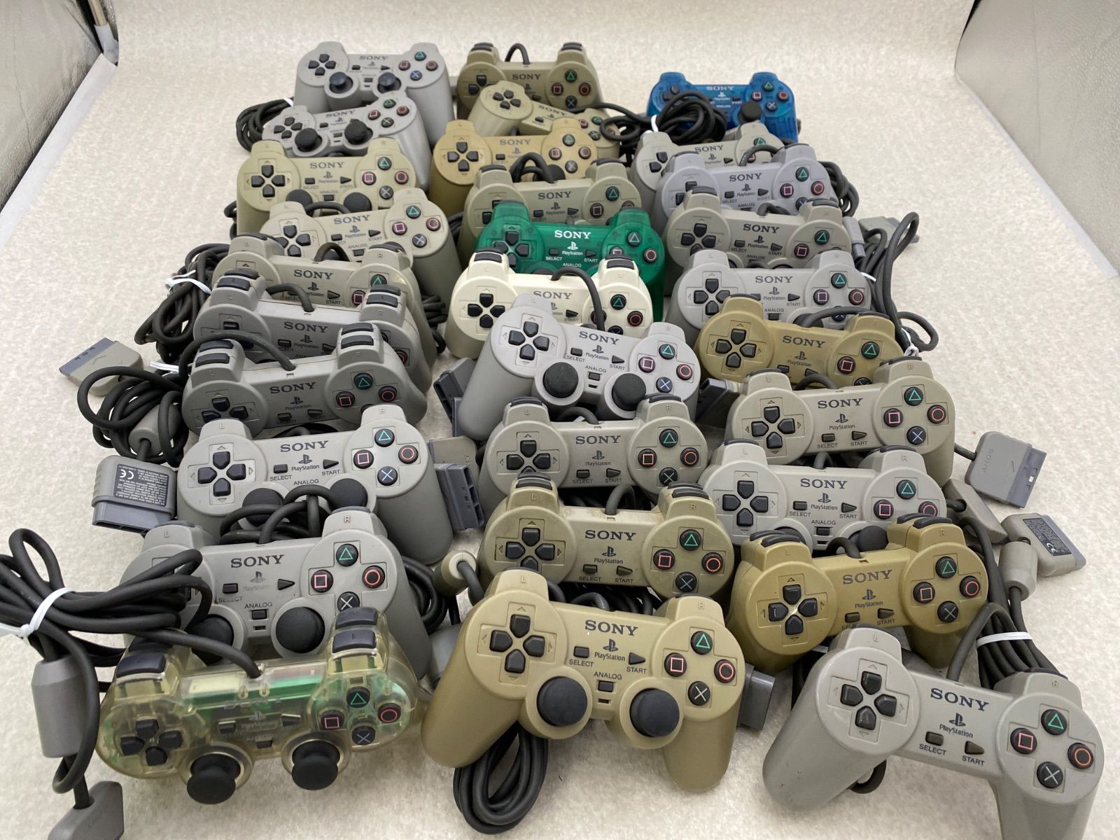 ジャンク PlayStation4 コントローラー まとめ売り コントローラー