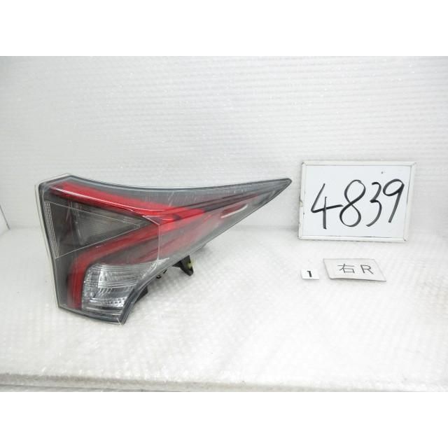 28年 プリウス DAA-ZVW50 (1) 右テールランプ テールレンズ 上側 81550-47280 81551-47280 209233 4839