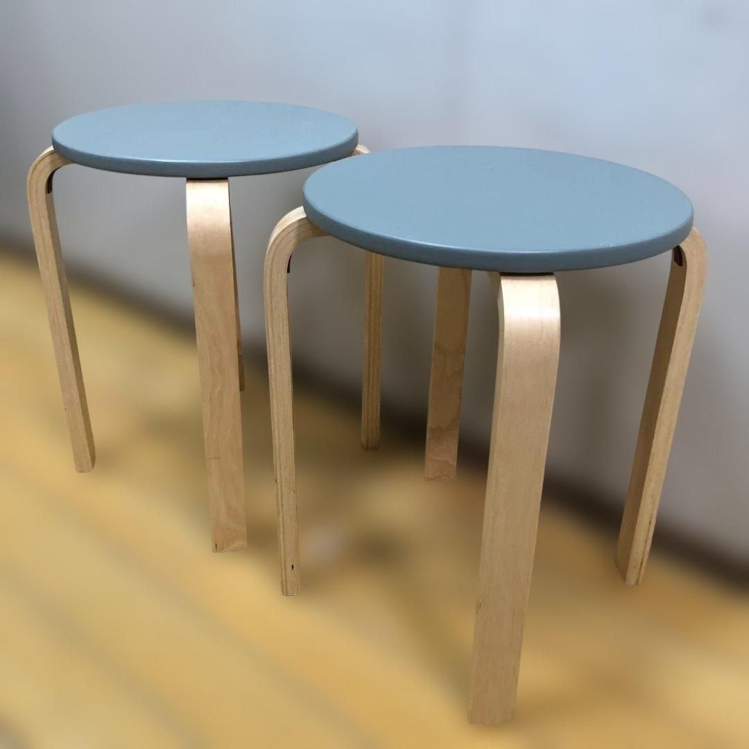 美品 タンスのゲン DF14 スタッキングチェア 2脚セット ラウンドスツール 北欧風 木製 天然木 ラバーウッド グレー座面 積層合板 ダイニングチェア 来客用 店舗什器 コンパクト 省スペース 112933-5-001