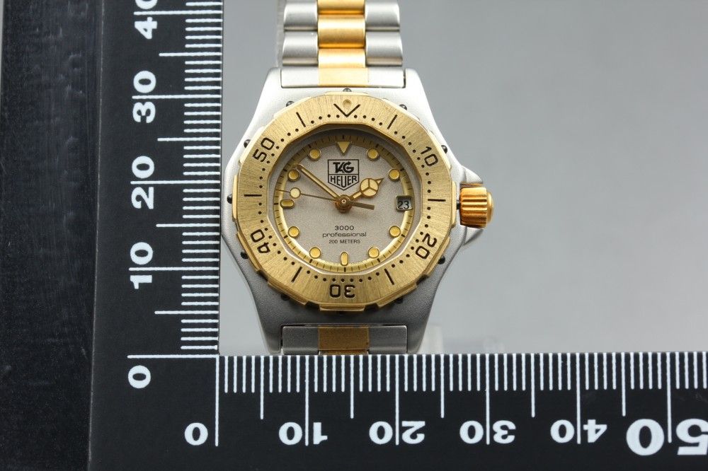稼働品】TAG Heuer 3000 Professional 934.208 クオーツ レディース
