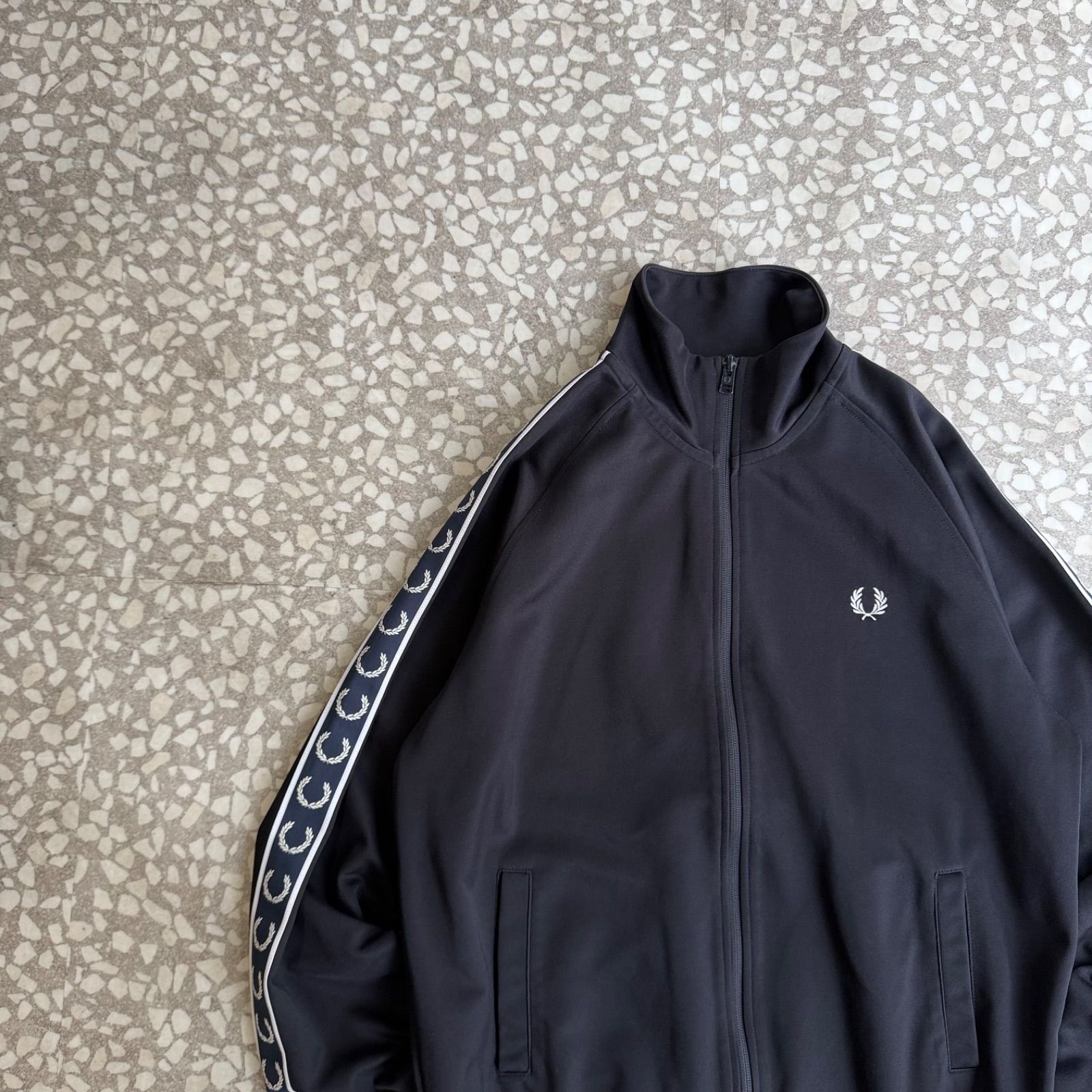 Archive アーカイブ Y2K ] FRED PERRY / sleeve logo track jacket