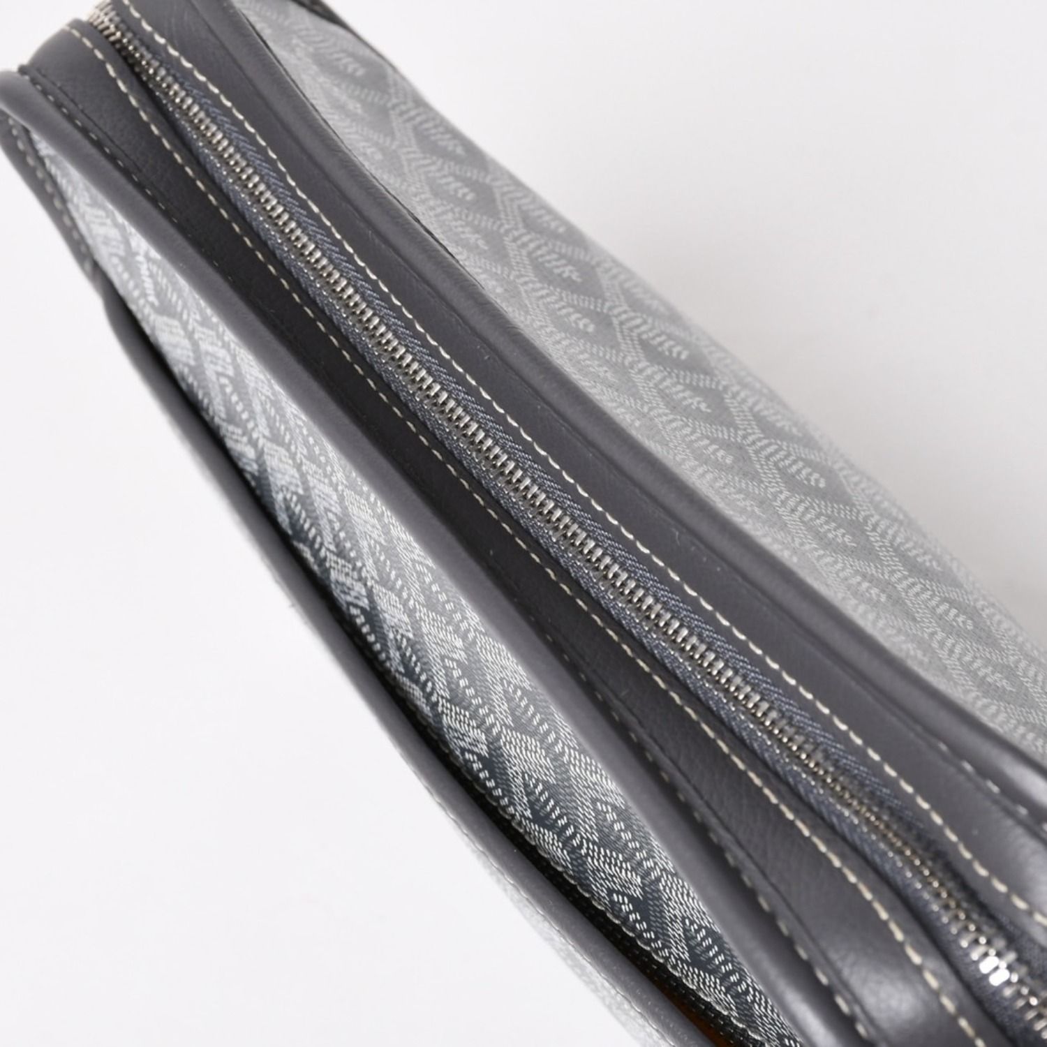 極美品 GOYARD ゴヤール ヘリンボーン ジュバンスMM クラッチバッグ 